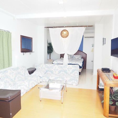Holiday Homes Tsuboya 2Nd Naha Bagian luar foto