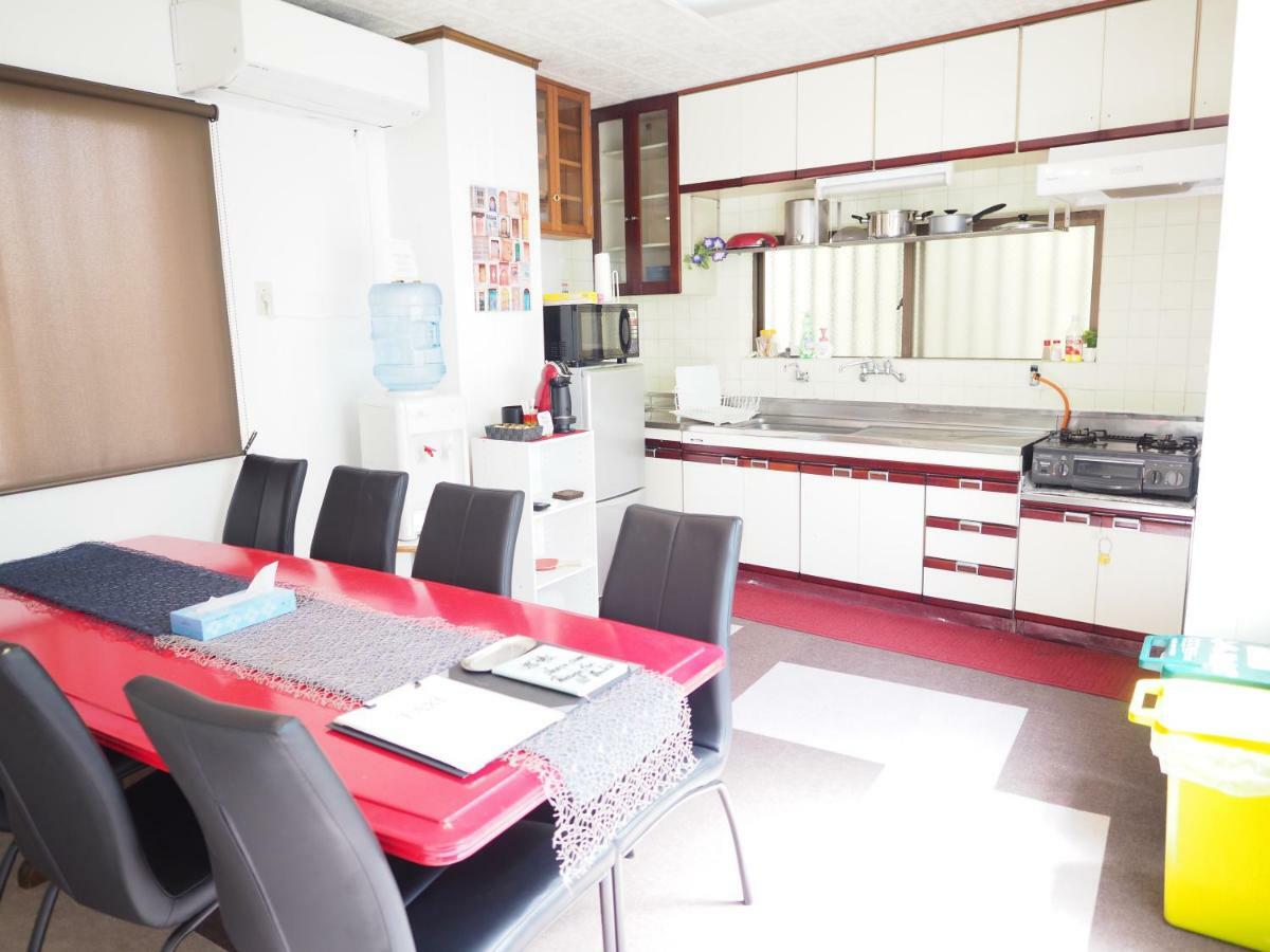 Holiday Homes Tsuboya 2Nd Naha Bagian luar foto