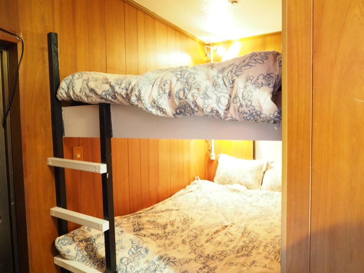 Holiday Homes Tsuboya 2Nd Naha Bagian luar foto